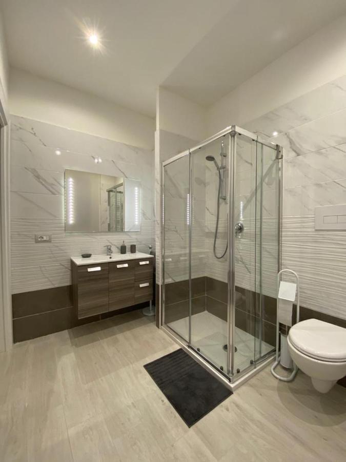 Riviera Apartments Пескара Екстериор снимка