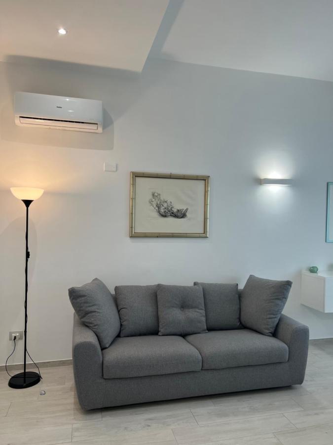 Riviera Apartments Пескара Екстериор снимка