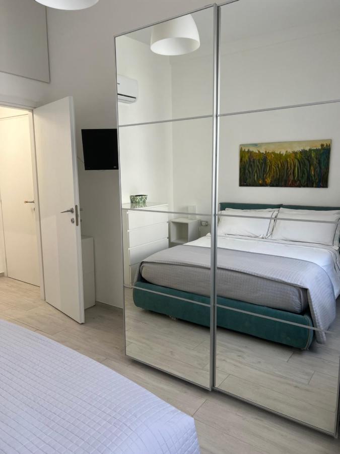 Riviera Apartments Пескара Екстериор снимка