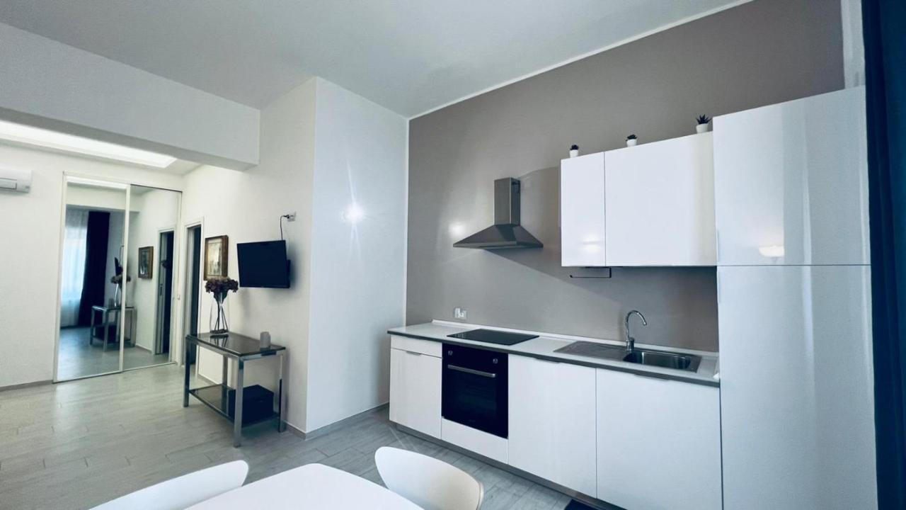 Riviera Apartments Пескара Екстериор снимка