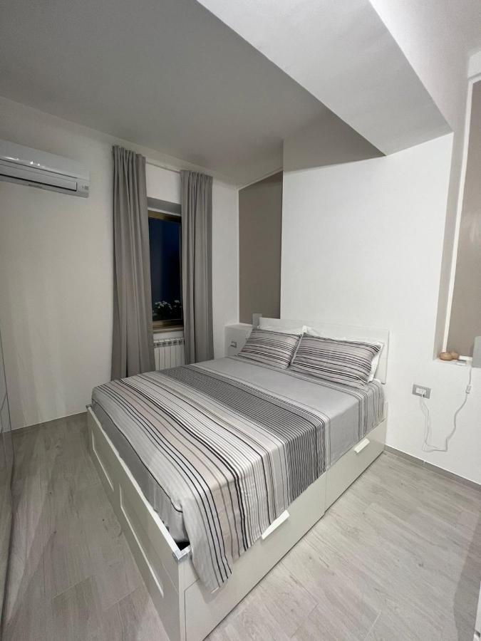 Riviera Apartments Пескара Екстериор снимка